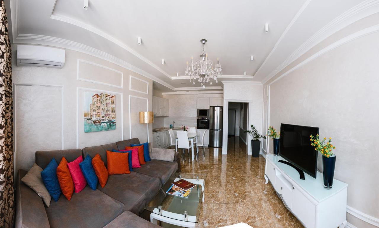 Ferienwohnung Luxury For Business & Pleasure Royal 2 Kiew Exterior foto